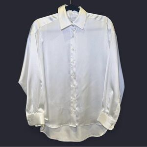 Gianni Bini Elegant White Satin Blouse
